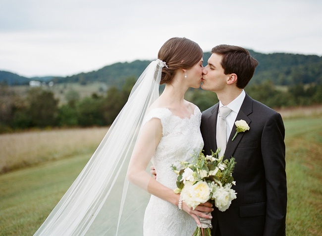 Sarah-Jane-Winter-wedding-photographer-Charlottesville_Virginia_0308